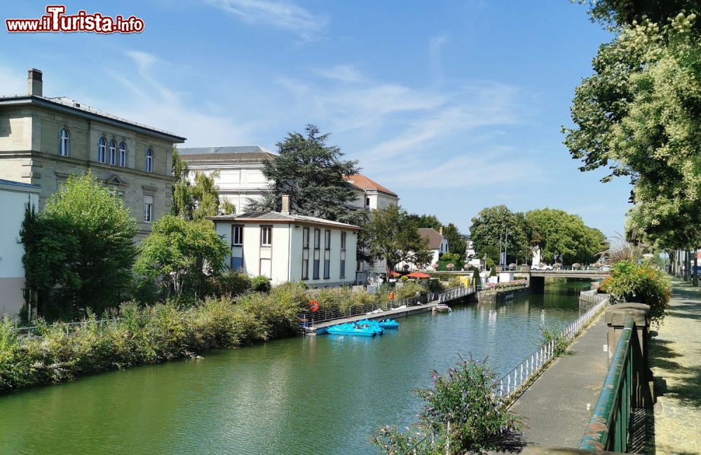 Immagine Alzaia nel centro di mulhouse in Francia - © Deborah Terrin