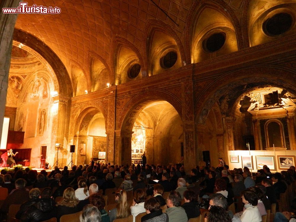 Immagine L'Antica Pieve di Palazzolo sull'Oglio, oggi trasformata in Auditorium  - © Lukidd / Wikipedia