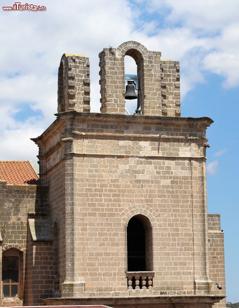 Immagine Antica torre campanaria nel centro storico di Avetrana in provincia di Taranto (Puglia).