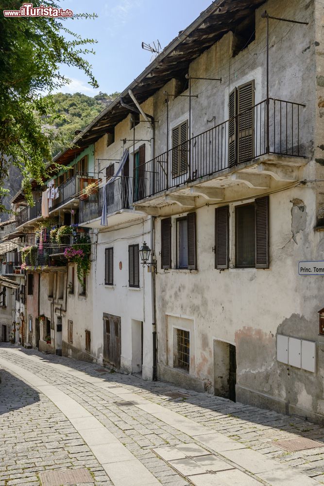 Immagine Antiche case nel centro di Donnas in Valle d'Aosta