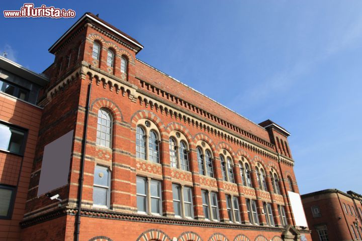 Immagine L'antico edificio del Birmingham Jewellery Quarter, Inghilterra. Qui si trova una delle maggiori concentrazioni di gioiellerie d'Europa.