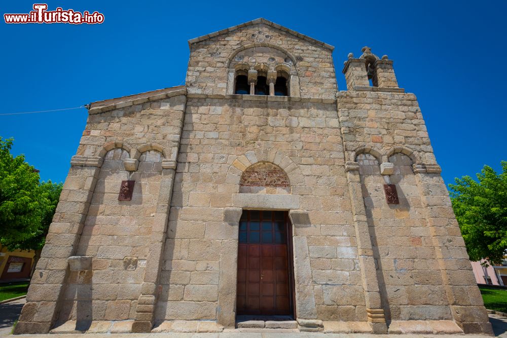 Immagine Antico edificio religioso nel Comune di Orosei, Sardegna.