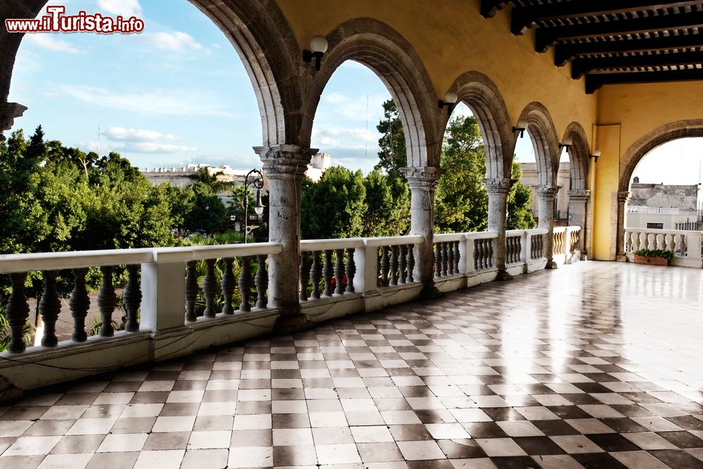 Immagine Architettura coloniale spagnola nella città di Merida, Messico.