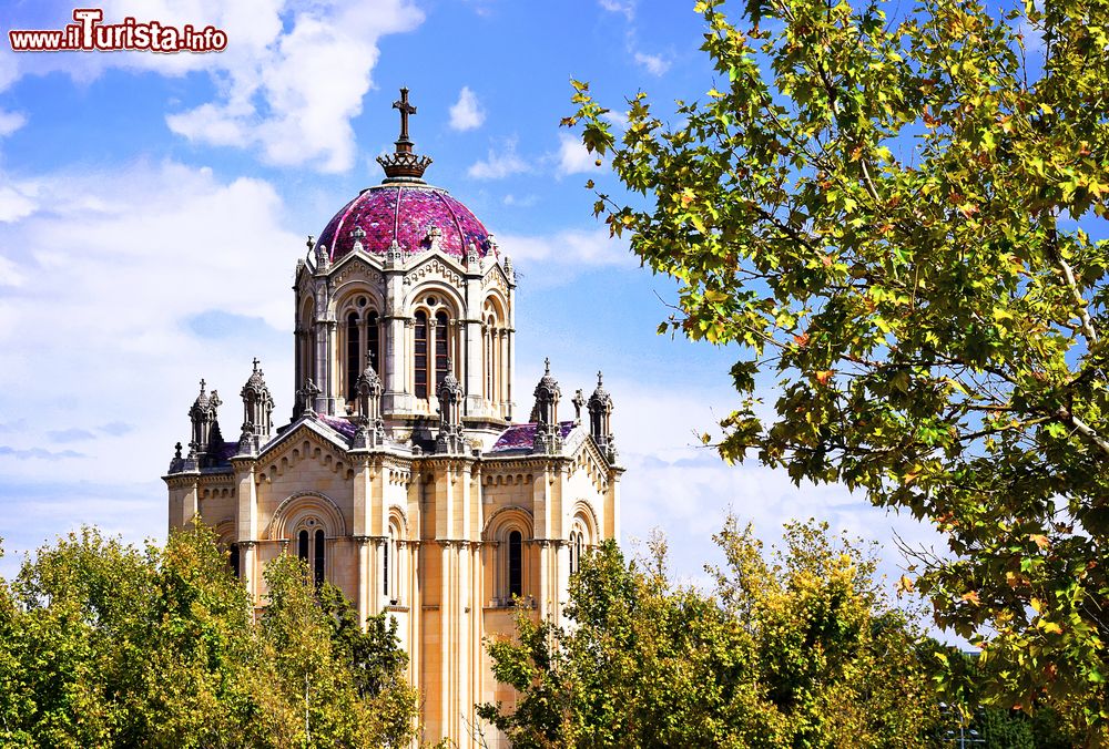 Immagine Architettura del Pantheon della Contessa di Vega del Pozo a Guadalajara, Spagna.