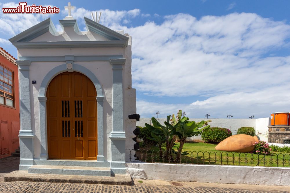 Immagine Architettura religiosa nella cittadina di Puerto de la Cruz, Tenerife, isole Canarie.