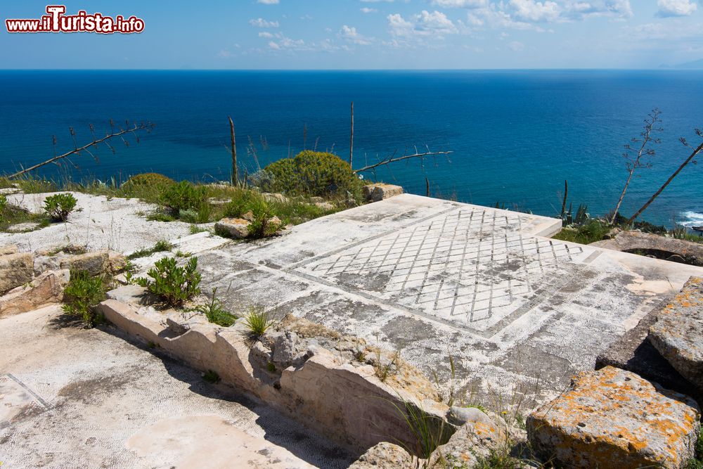 Immagine L'area archelogica di Solunto a Bagheria, vicino a Palermo in Sicilia