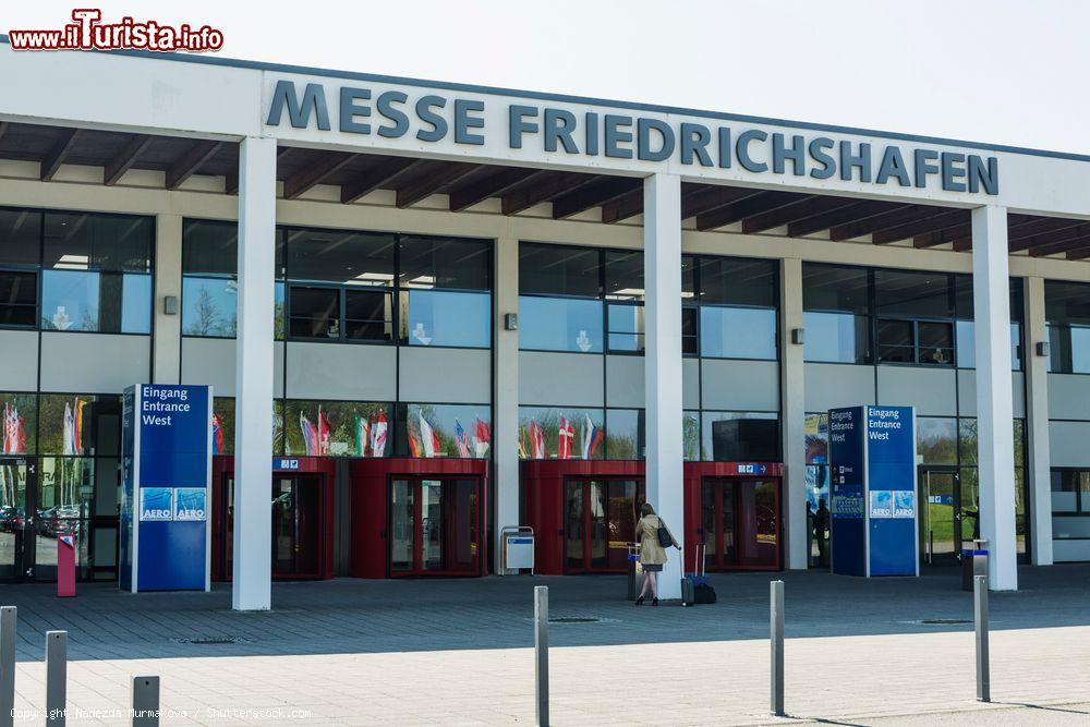 Immagine L'area espositiva dell'aeroprorto di Friedrichshafen, in Germania - © Nadezda Murmakova / Shutterstock.com