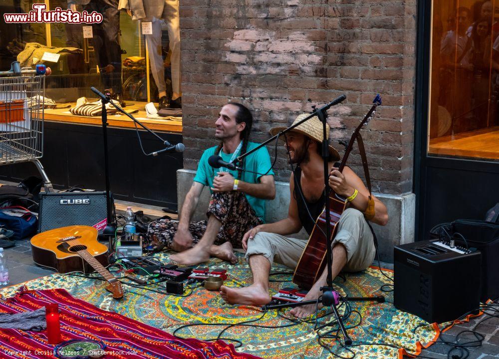 Immagine Artisti di strada al Festival Baskers di Faenza in Romagna - © Cecilia Melzess / Shutterstock.com