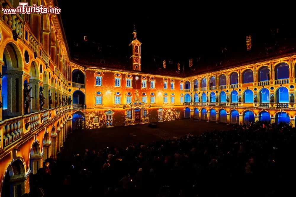 Immagine Natalie a Bressanone, lo spettacolo di luci e musica al Palazzo Vescovile - © Helmut Moling Santifaller Photography SolimansT