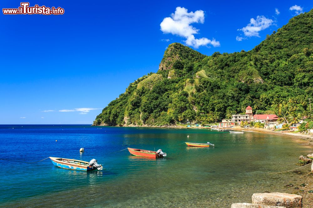 Immagine Barche sulla baia di Soufriere Bay isola di Dominica