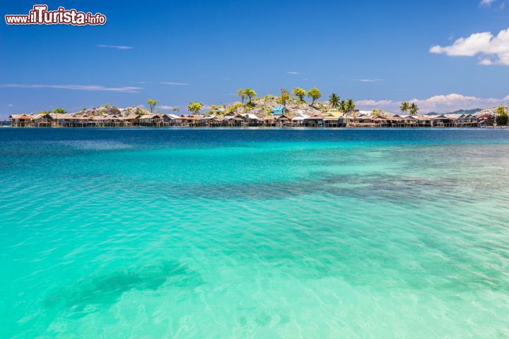 Immagine La barriera corallina dell'arcipelago delle isole Togean, a Sulawesi, è un luogo straordinario per praticare lo snorkelling e dedicarsi alle immersioni subacquee - foto © Fabio Lamanna / Shutterstock.com