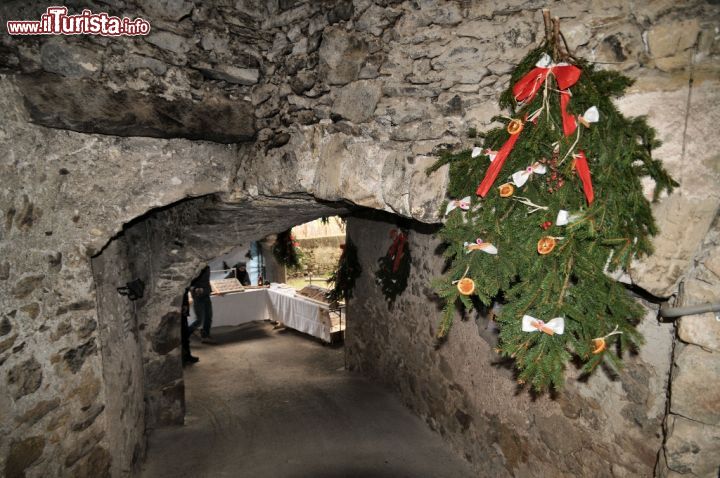 Immagine Il Borgo di Quartinago a Cimego durante i mercatini di Natale - ©  www.visitchiese.it