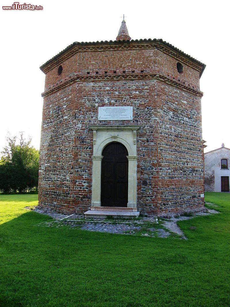 Immagine Il Battistero di San Giovanni in Campagna a Bovolone