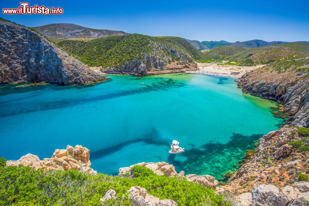 Immagine Veduta aerea di Cala Domestica in Sardegna
