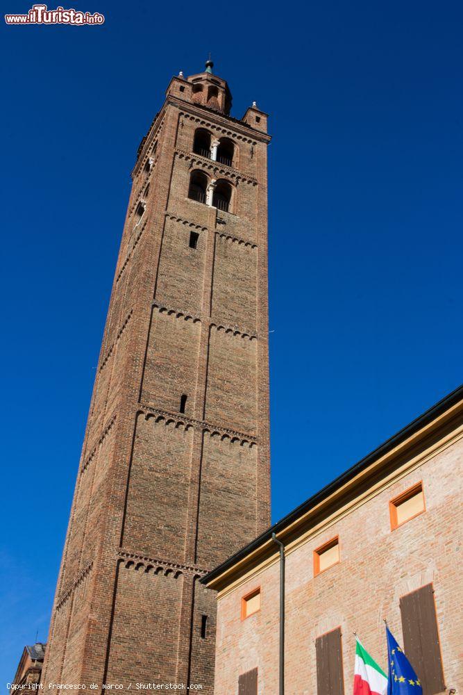 Immagine Campanile nel centro storico di Carpi nel modenese - © francesco de marco / Shutterstock.com