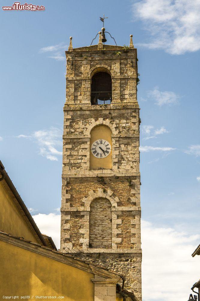 Immagine Campanile nel centro storico di San Casciano dei Bagni, provincia di Siena, Toscana - © pql89 / Shutterstock.com