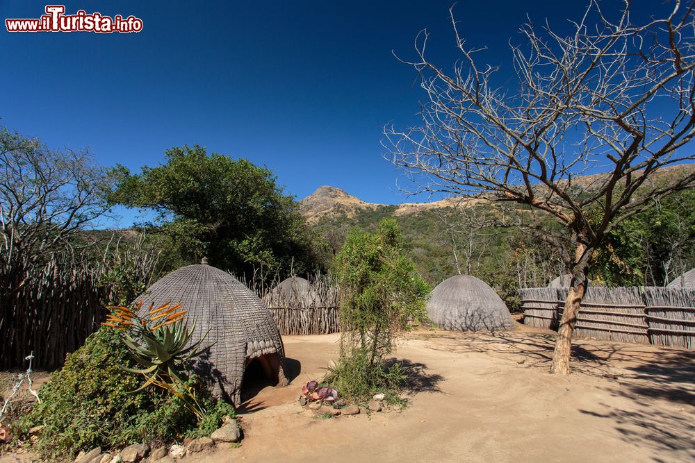 Immagine Capanne in un tradizionale villaggio africano dello Swaziland.