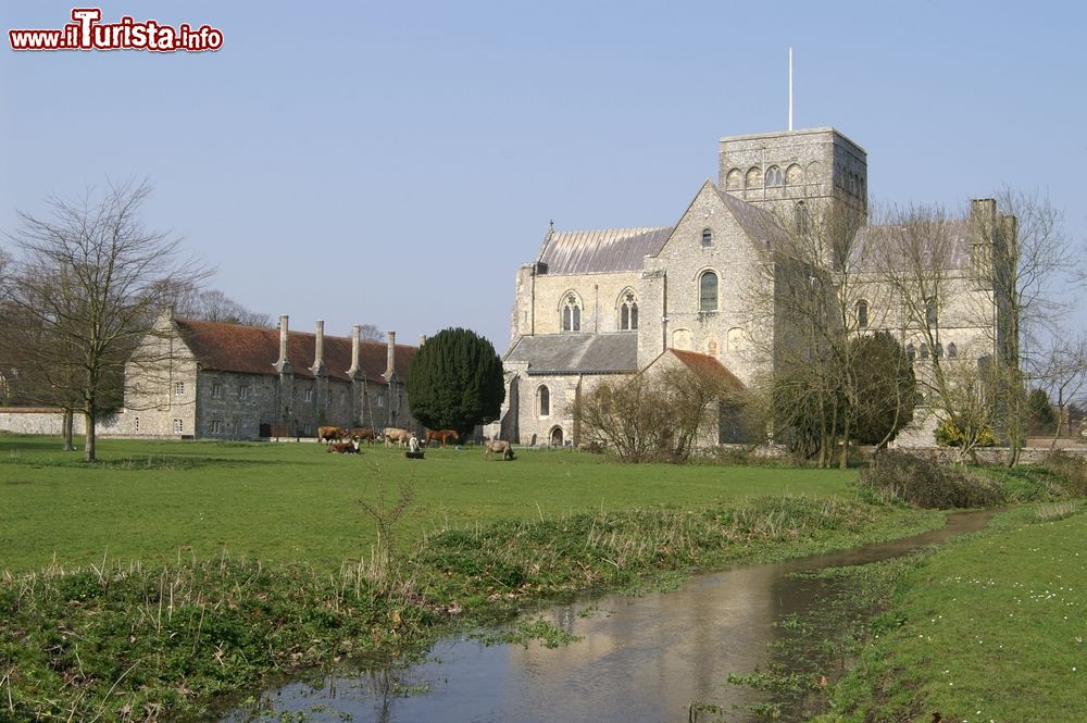 Immagine La cappella di St. Cross Hospital a Winchester, Inghilterra.