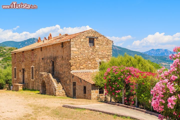 Immagine Casa in sasso nel borgo di Cargese, Corsica
