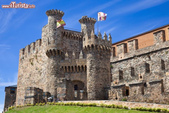 Immagine Castello templare a Ponferrada, Spagna
