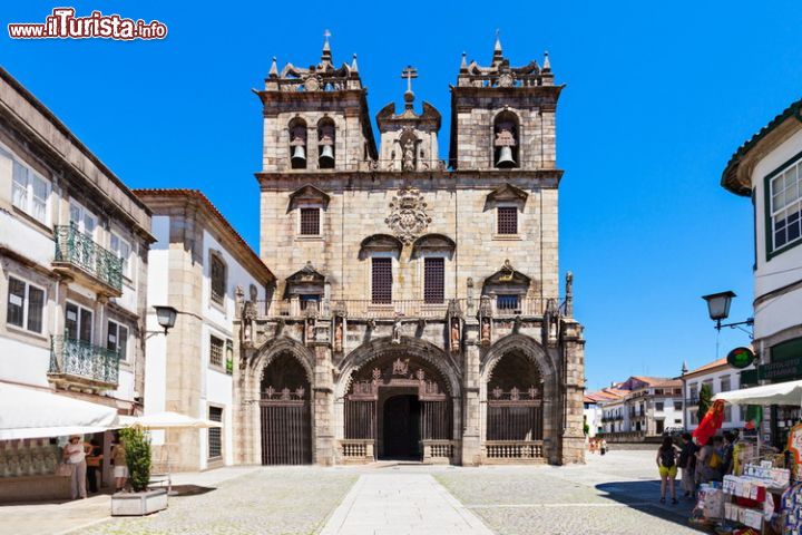 Immagine Cattedrale Sé in centro a Braga, la città del Portogallo - © saiko3p / Shutterstock.com