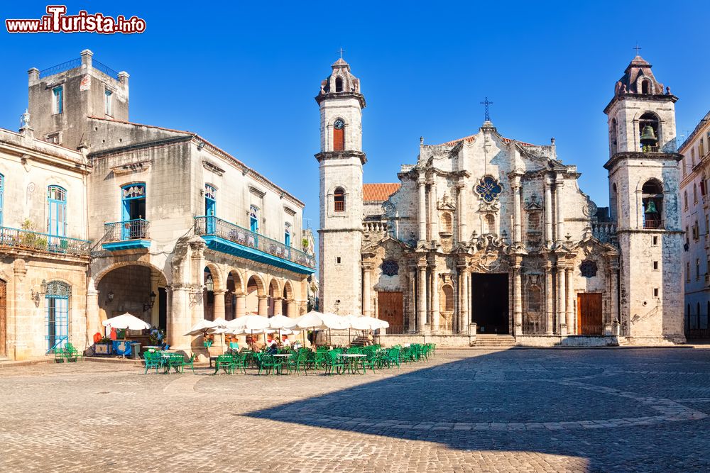 Immagine La cattedrale dell'Avana (Catedral de la Virgen María de la Concepción Inmaculada de La Habana) fu costruita nel XVIII secolo.
