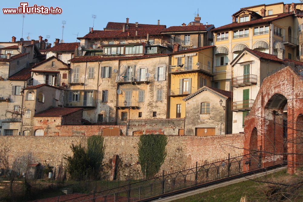 Immagine Una bella immagine del centro storico di Mondovì, Piemonte, Italia.