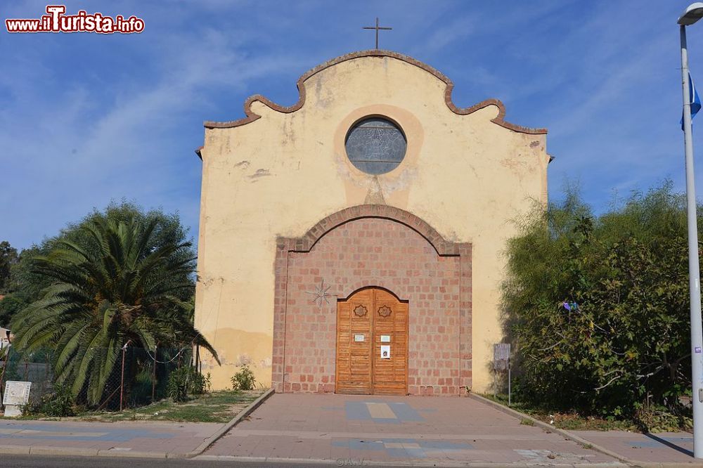 Immagine La Chiesa di Maria Stella Maris a Torre Grande di Oristano - © Anisurb - Wikipedia