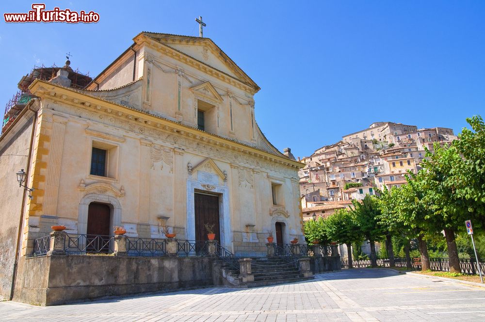 Immagine La Chiesa di Santa Maria Maddalena a Morano Calabro in Calabria Italia