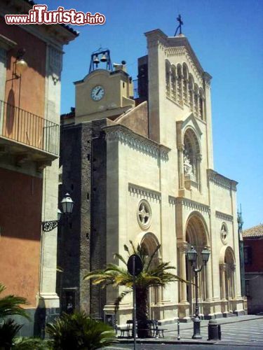 Immagine La Chiesa Madre di Misterbianco, Sicilia orientale