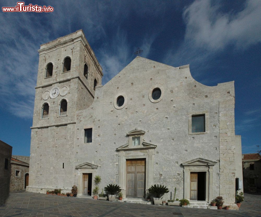 Immagine La Chiesa Madre di Roccavaldina, Sicilia