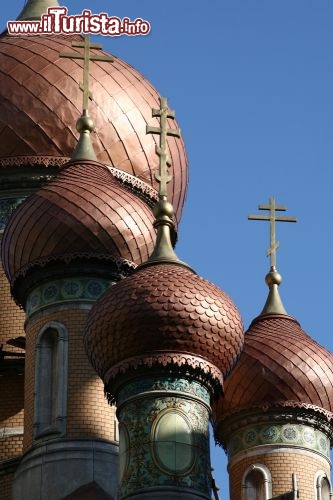 Immagine La chiesa di San Nicola di Bucarest ha le torrette con il tetto "a cipolla" tipiche delle chiese russe  © Stefan Ataman / Shutterstock.com