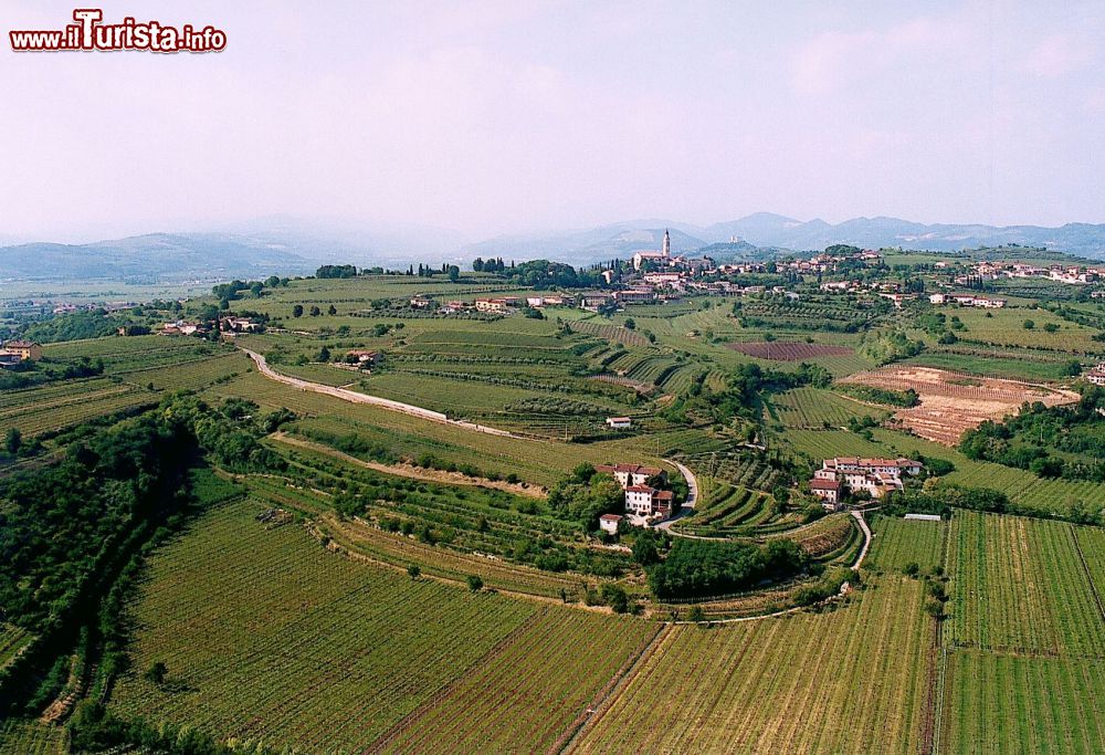 Immagine Panorama di Colognola ai Colli