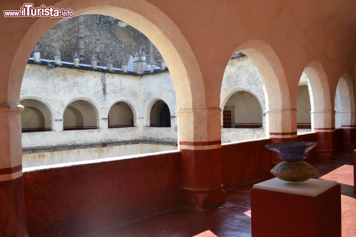 Immagine Ex Convento Domínico de la Natividad: costruito nel XVI secolo, è parte del Patrimonio dell'Umanità dichiarato dall'UNESCO nel 1994. La sua struttura, sobria ed elegante, è visitabile gratuitamente.