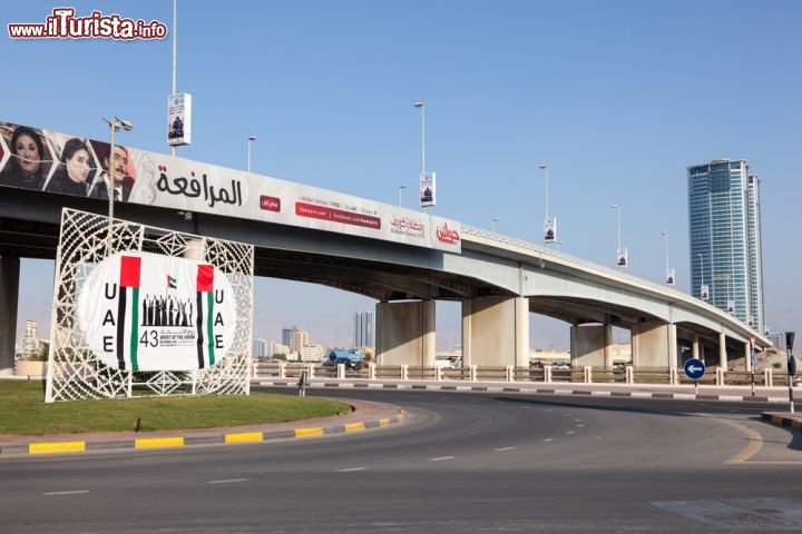 Immagine Creek bridge a Ras al Khaimah Emirati Arabi Uniti - © Philip Lange / Shutterstock.com