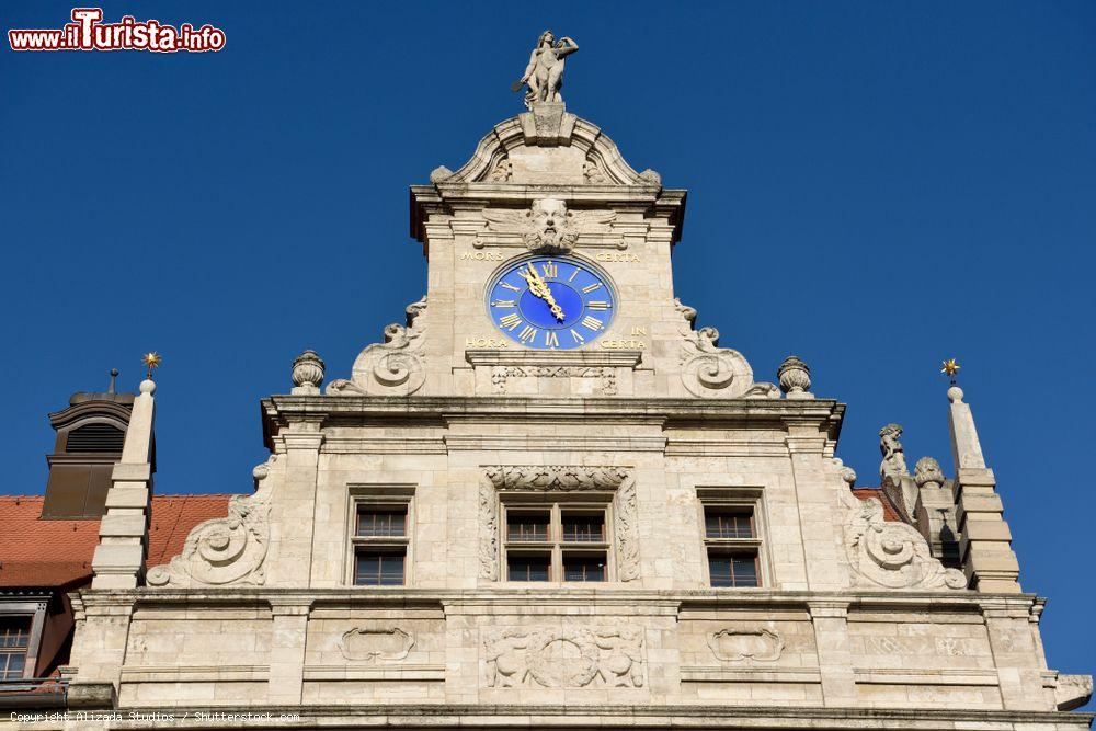 Immagine Dettagli architettonici del Neues Rathaus di Lipsia, Germania - © Alizada Studios / Shutterstock.com
