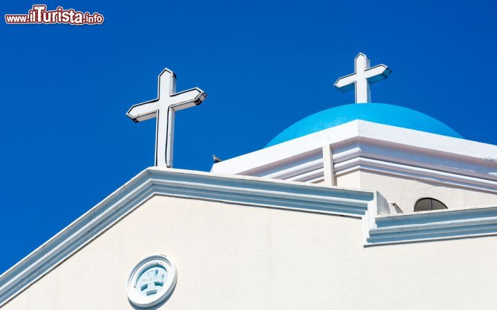 Immagine Dettaglio architettonico di una chiesetta sull'isola di Kos, Grecia - © SABPICS / Shutterstock.com