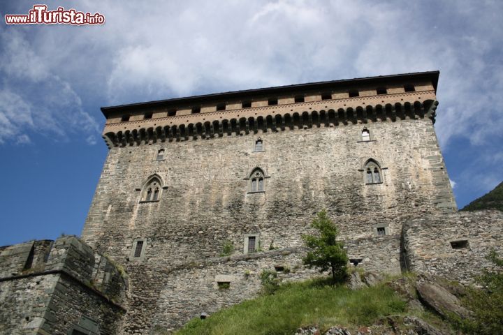 Immagine Dettaglio del forte di Verres in Valle d'Aosta - © Pix4Pix / Shutterstock.com
