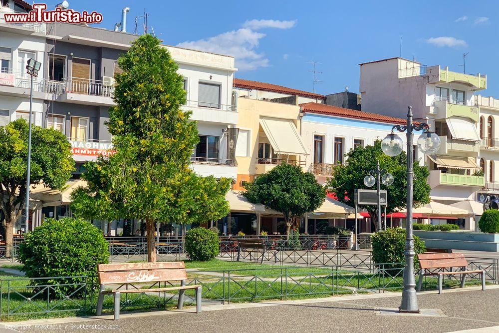 Immagine Edifici residenziali nel centro di Sparta, Grecia - © Anastacie / Shutterstock.com