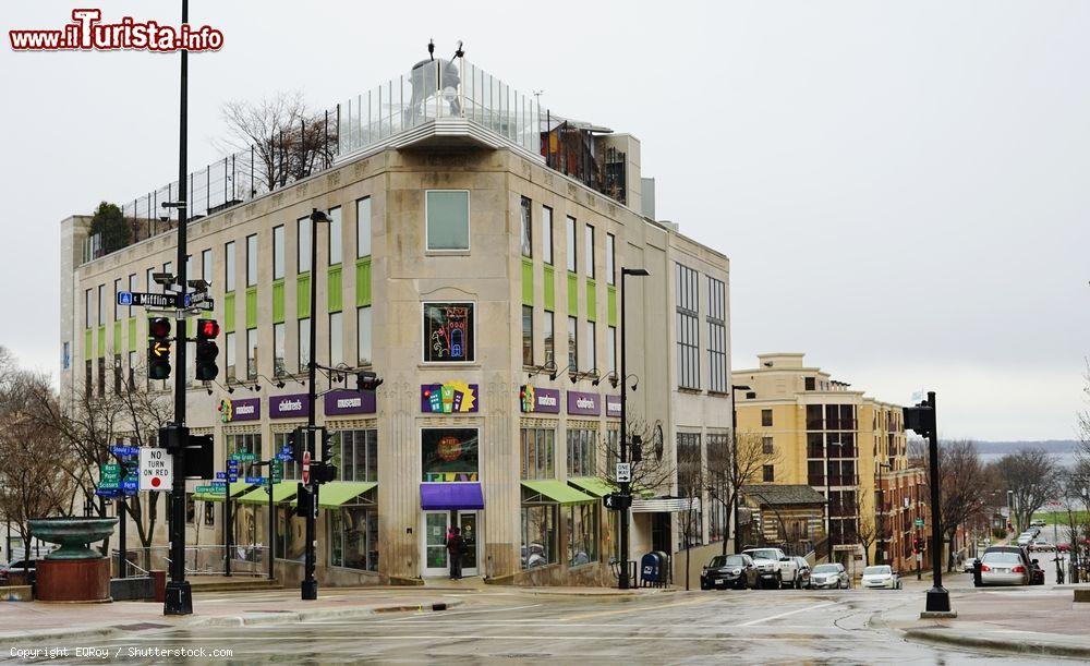 Immagine L'edificio che ospita il Madison Children's Museum in North Hamilton Street a Madison, Wisconsin - © EQRoy / Shutterstock.com