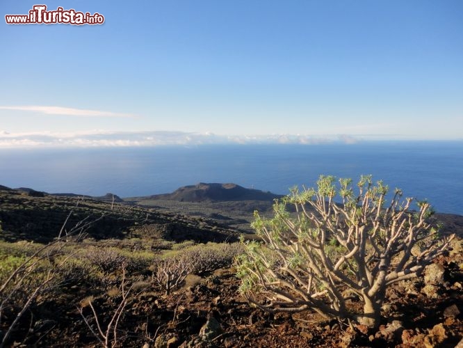 Immagine Prima che a Greenwich il meridiano zero transitava da El Hierro. A ricordarlo è oggi un monumento costruito accanto al faro de Orchilla, all'estremità occidentale dell'isola