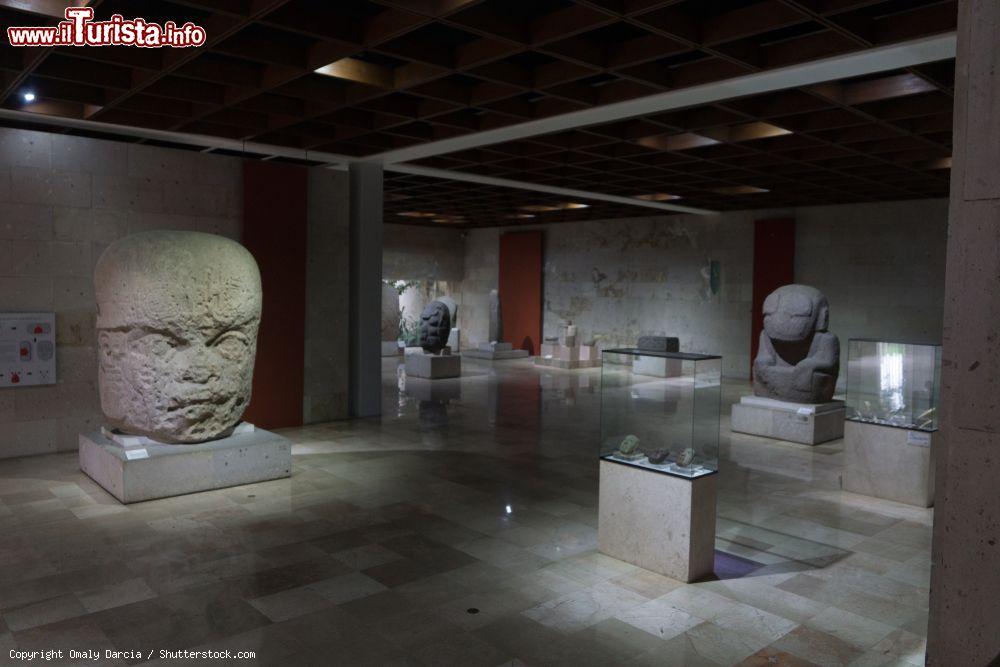 Immagine Esposizione di cultura olmeca al museo MAX (Anthropology Musuem of Xalapa) nei pressi di Veracruz, Messico - © Omaly Darcia / Shutterstock.com