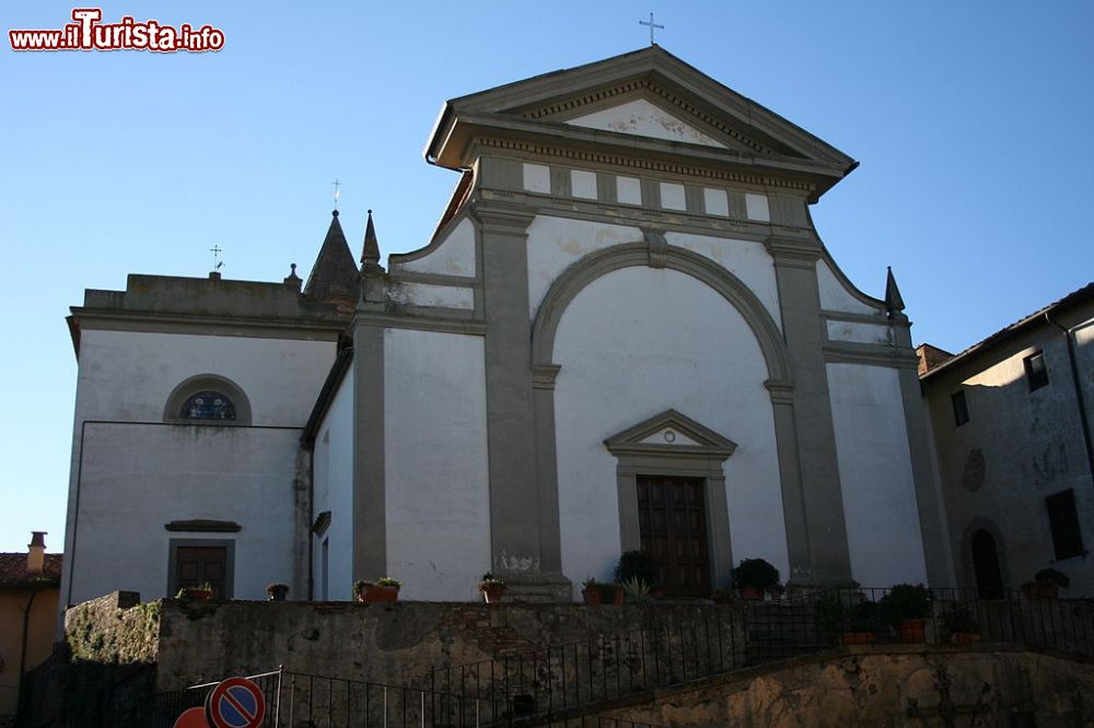 Immagine Esterno della Chiesa di San Donato a Terricciola in Toscana - © Mongolo1984 - CC BY-SA 3.0, Wikipedia