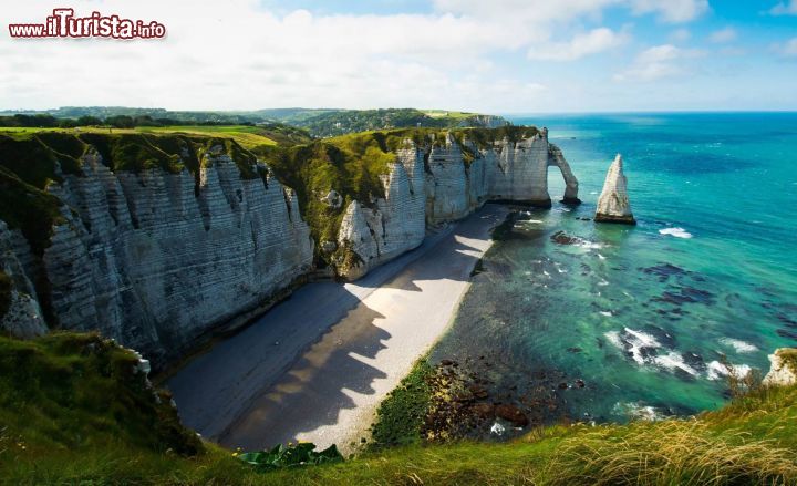Immagine Le falesie di Etretat in Normandia  - © yari2000 / Shutterstock.com
