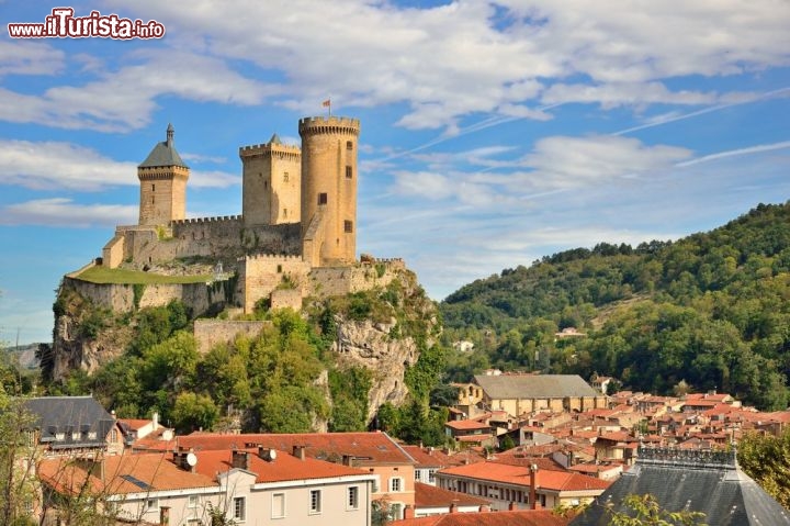 Immagine Il castello cataro di Foix al tramonto - © bjul / shutterstock.com