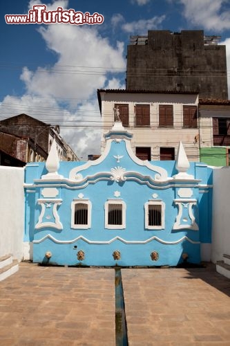 Immagine Fonte do Ribeirao costruita nel 1796 grazie a Dom Fernando Antônio de Noronha