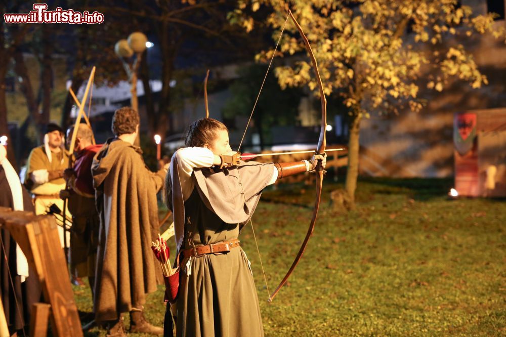 Immagine Gara di tiro con l'arco alla rievocazione storica della Fiera di Santa Lucia di Piave in Veneto - © Sito Ufficiale