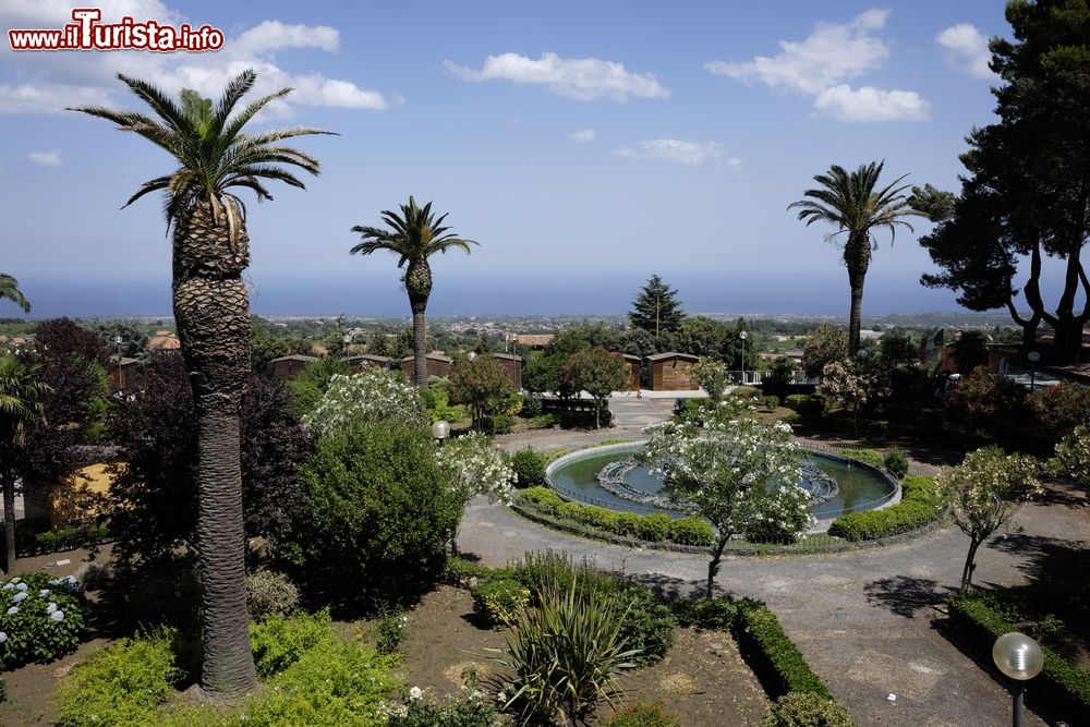 Immagine Giardini nella cittadina di Zafferana Etnea in provincia di Catania