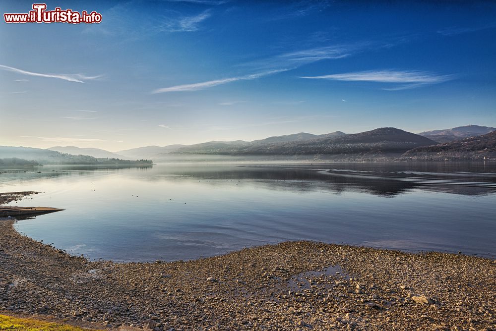 Immagine Giornata senza vento sul Lago Maggiore ad Ispra, Lombardia