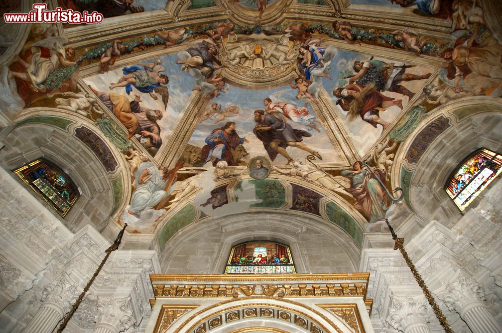 Immagine Gli affeschi del soffitto della cattedrale di Siracusa, Sicilia.